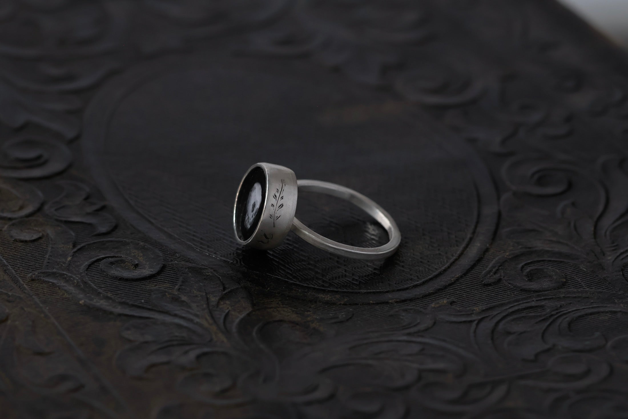 No. 7 ~ Enameled Skull Ring {preview}