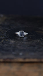 Load image into Gallery viewer, Skelly D | Ring {Size 6}
