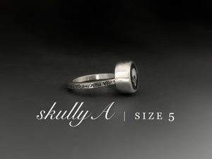 Skully A - Size 5