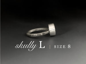 Skully L - Size 8